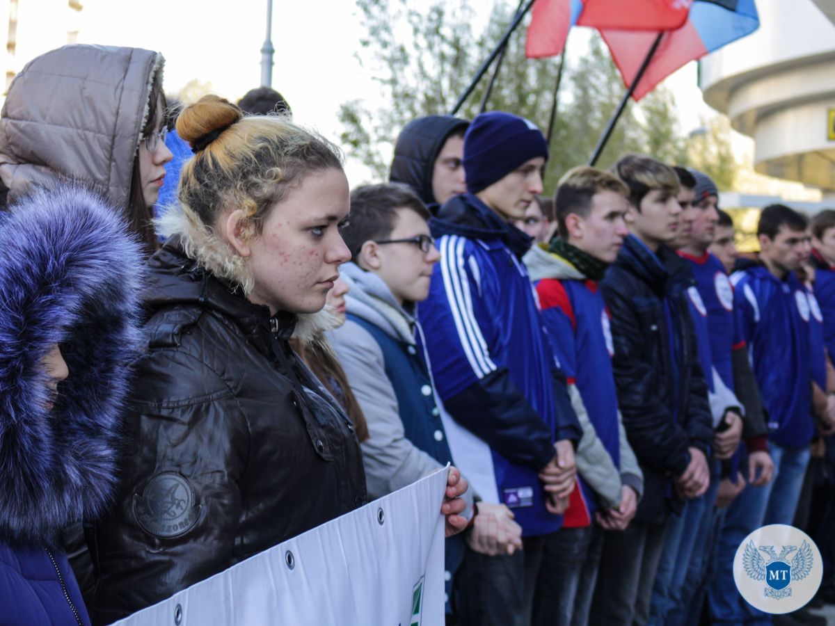 Представители Министерства транспорта ДНР почтили память погибших в дорожно-транспортных происшествиях