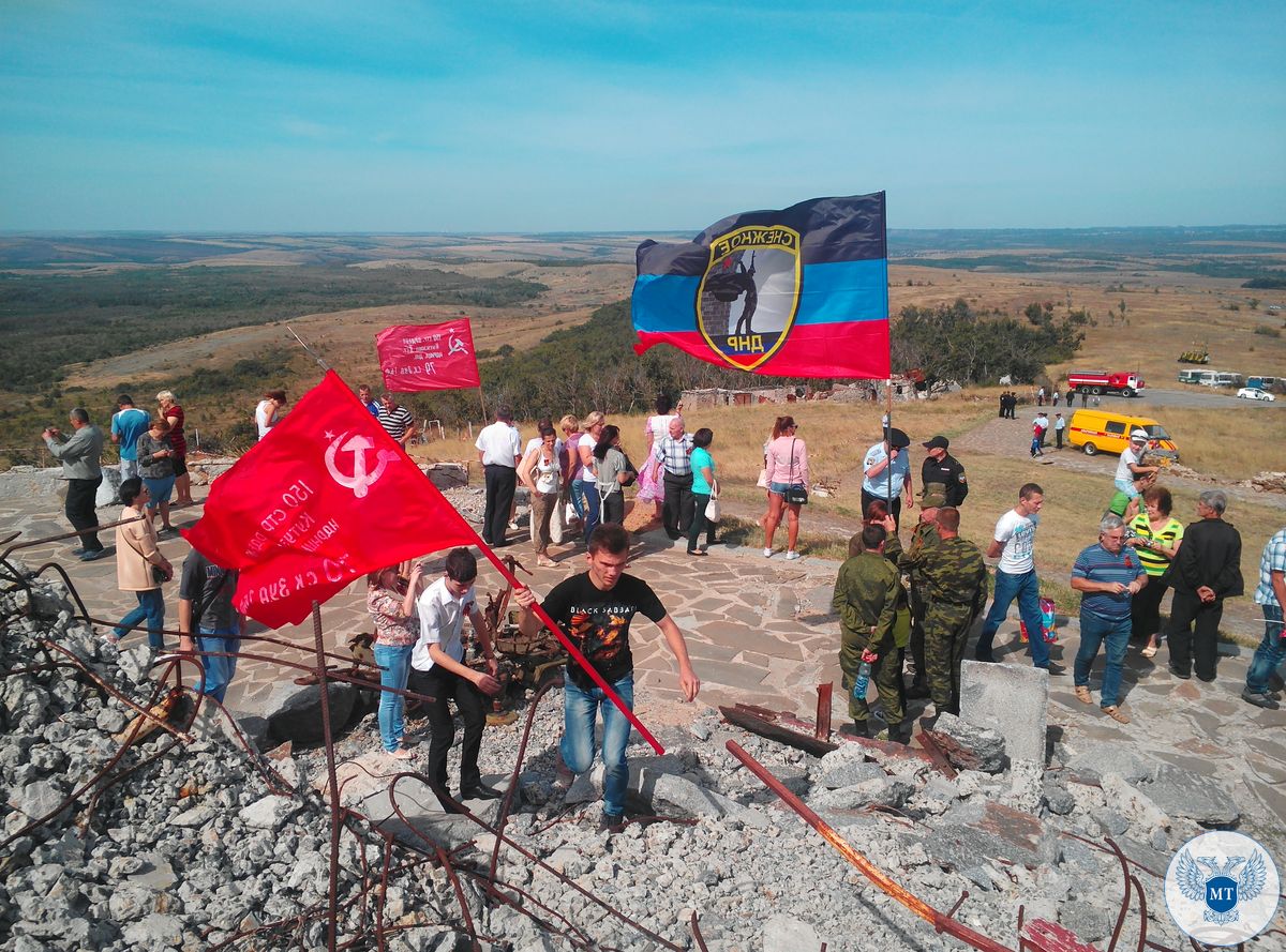 И.о. Министра транспорта ДНР Игорь Андриенко принял участие в митинге, посвященном Дню освобождения Донбасса (ФОТОРЕПОРТАЖ)