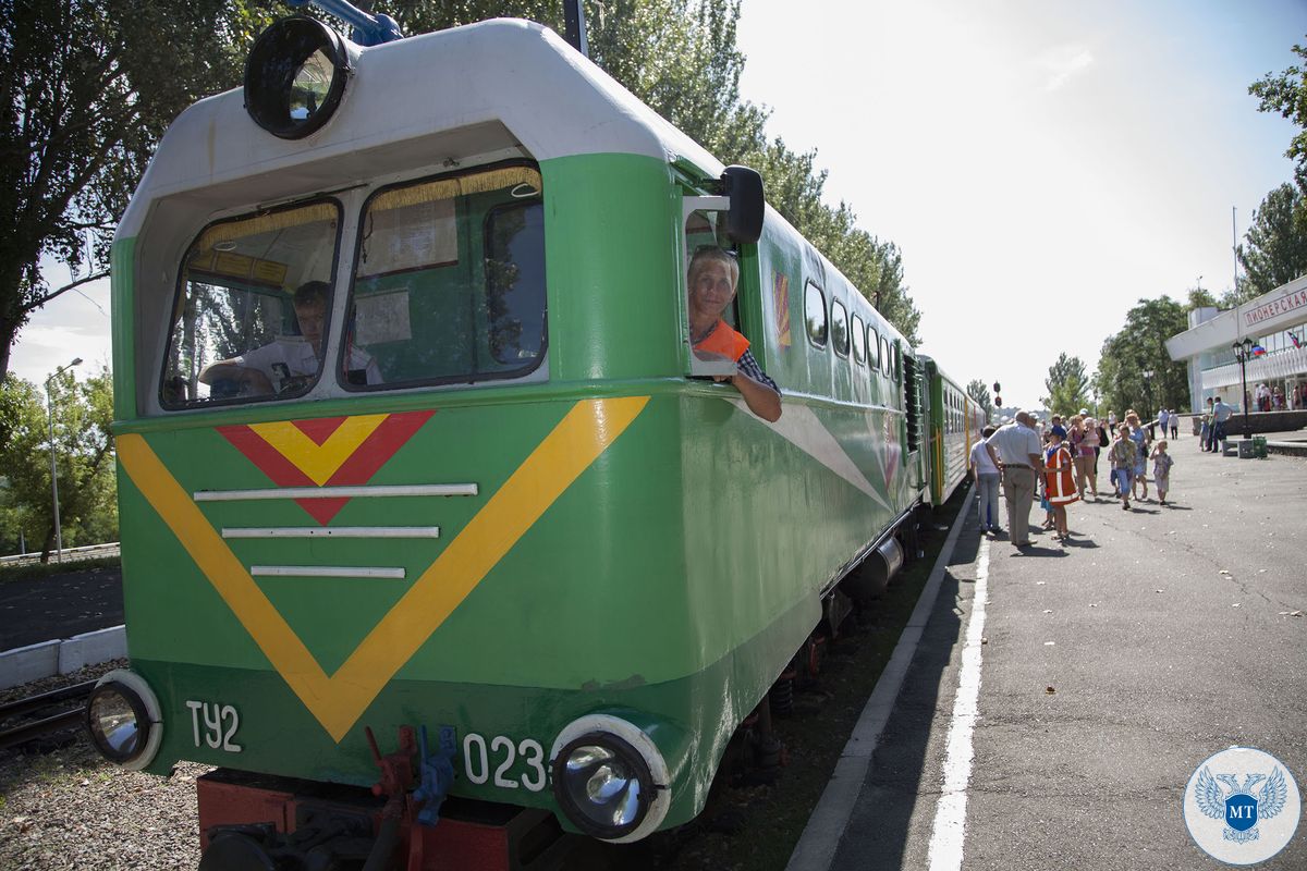 В День железнодорожника на Детской железной дороге состоялись бесплатные рейсы для детей