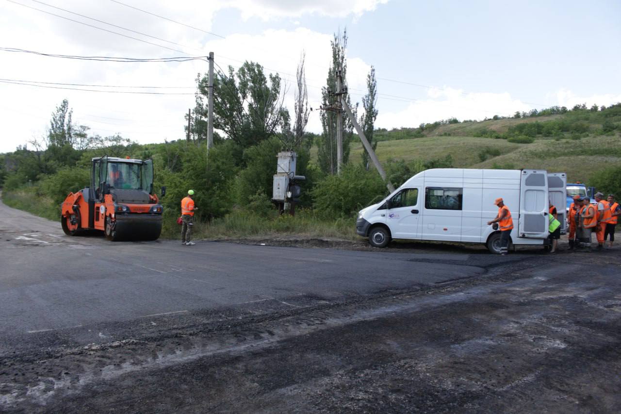 На опасных участках дороги в Новой Ялте после ремонта будет установлено барьерное ограждение