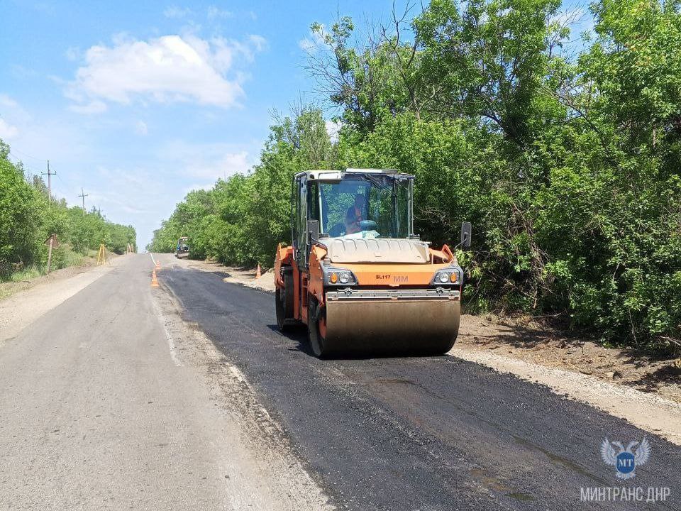 Под контролем ГКУ «Служба автомобильных дорог Донбасса» за неделю в Республике установлено более 220 дорожных знаков