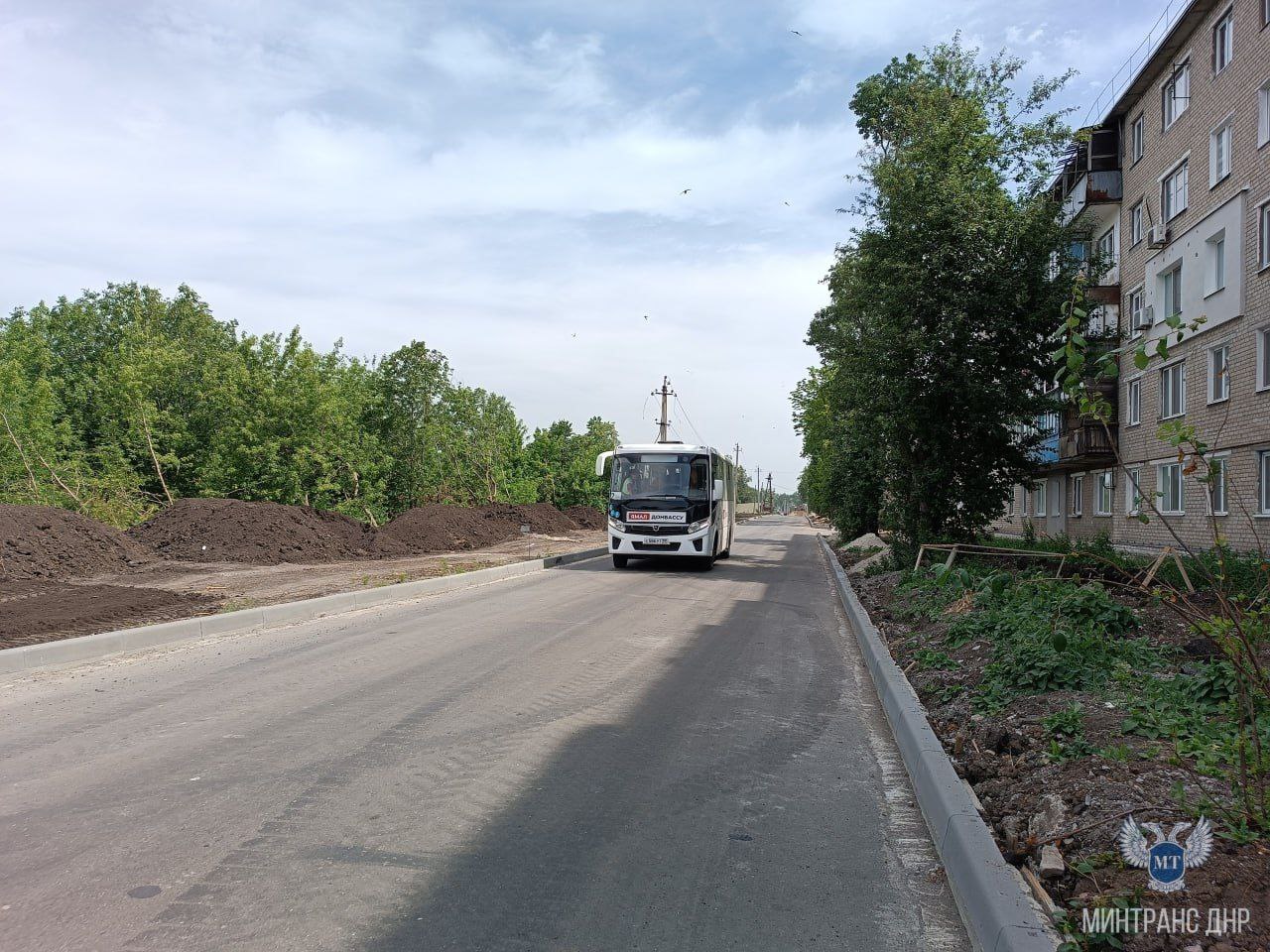 Качество выполнения дорожных работ в Волновахе сегодня проинспектировал Александр Бондаренко