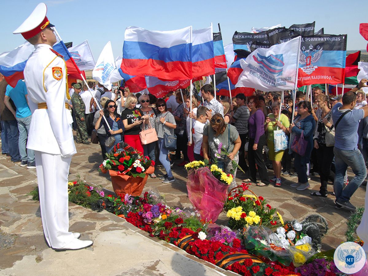 Дмитрий Подлипанов принял участие в памятных мероприятиях, приуроченных ко Дню освобождения Донбасса