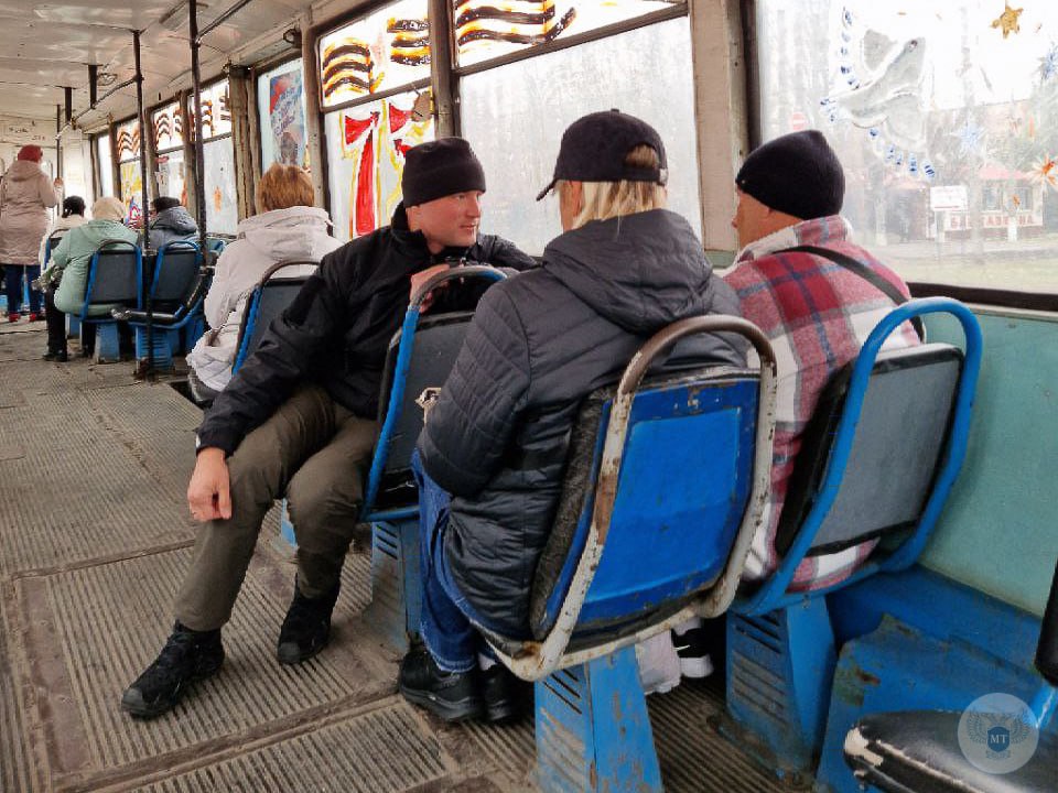 В прифронтовой Горловке жизнь не останавливается, даже не смотря на регулярные обстрелы