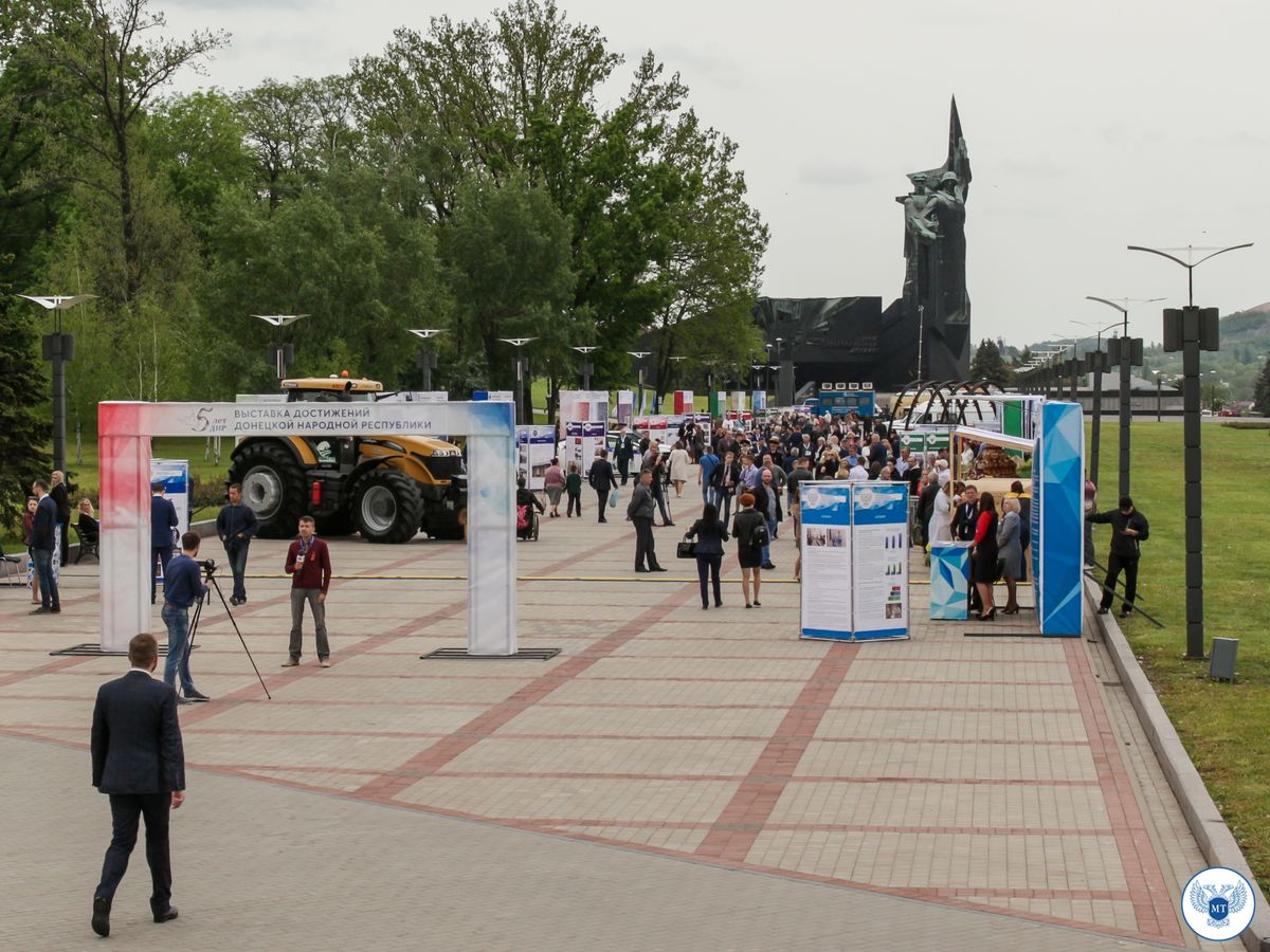 Минтранс представил итоги работы транспортной отрасли на выставке достижений Республики (фоторепортаж) 