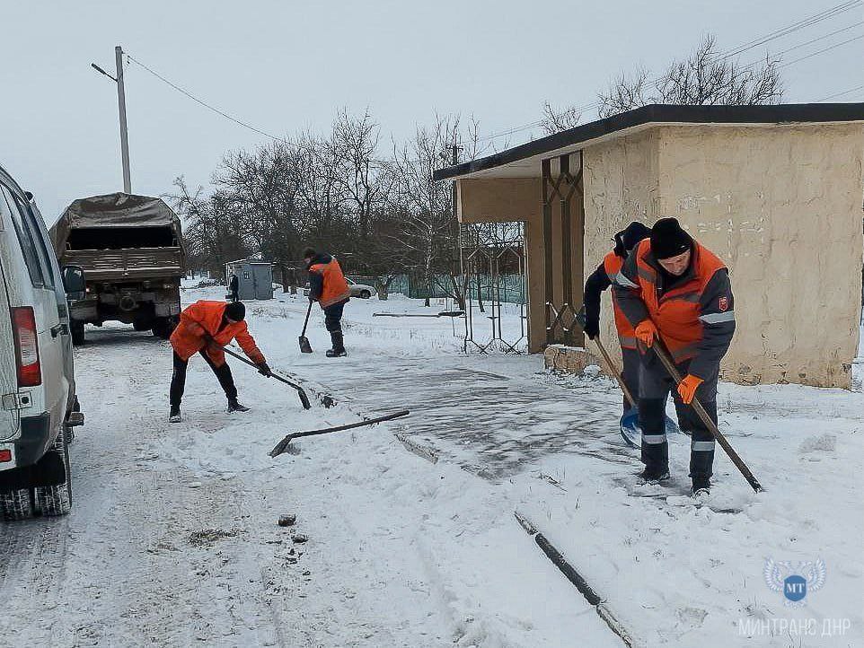 Повсеместно в Республике продолжается работа по ликвидации последствий непогоды на дорогах общего пользования