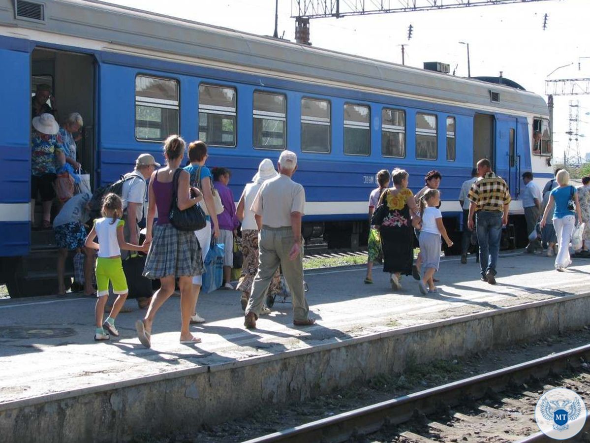 За девять месяцев 2019 года услугами железнодорожного транспорта воспользовалось более 1 миллиона пассажиров