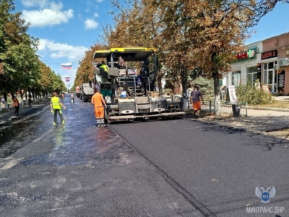 На прошлой неделе дорожные специалисты под контролем ГКУ «Служба автомобильных дорог Донбасса» выполнили мероприятия