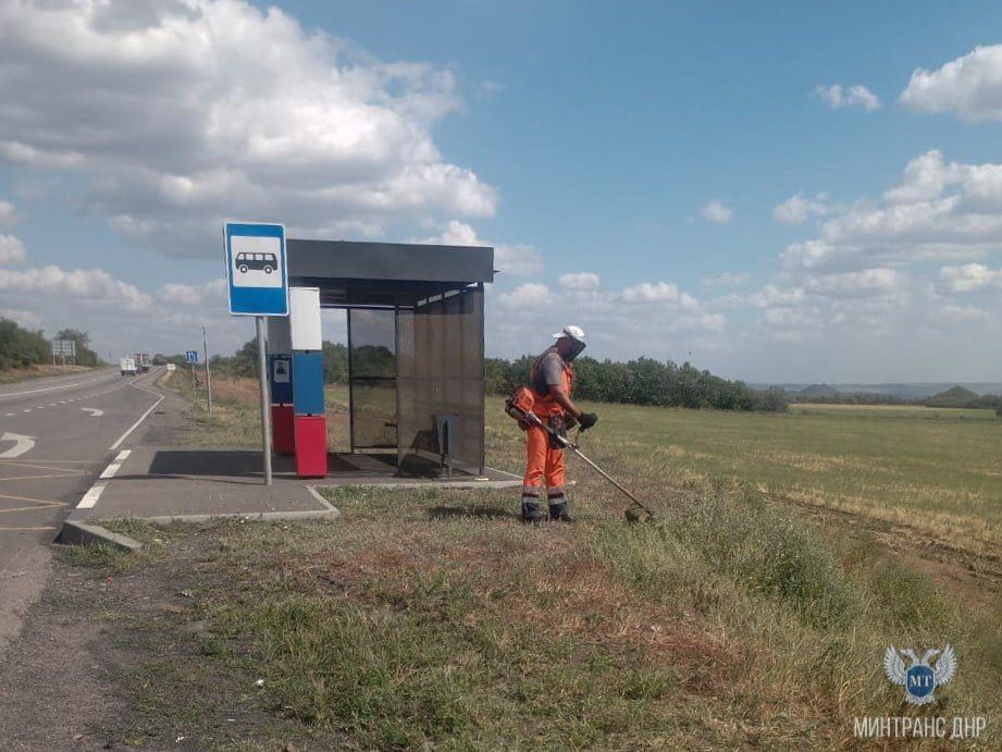 На прошлой неделе дорожные специалисты под контролем ГКУ «Служба автомобильных дорог Донбасса» выполнили мероприятия