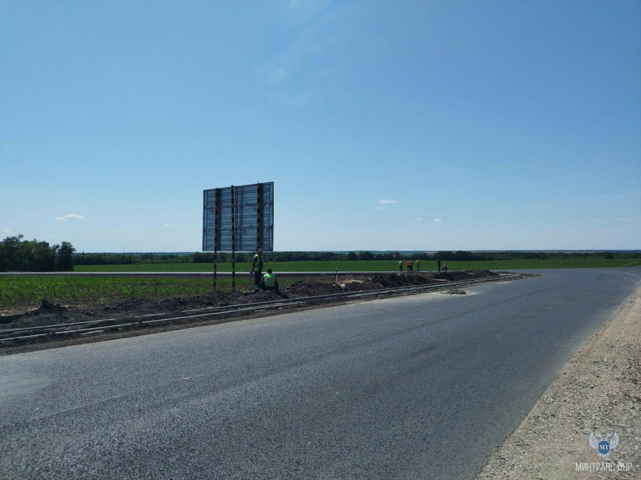 На завершающем этапе восстановление свыше 20 километров дорог в направлении АПП Мариновка