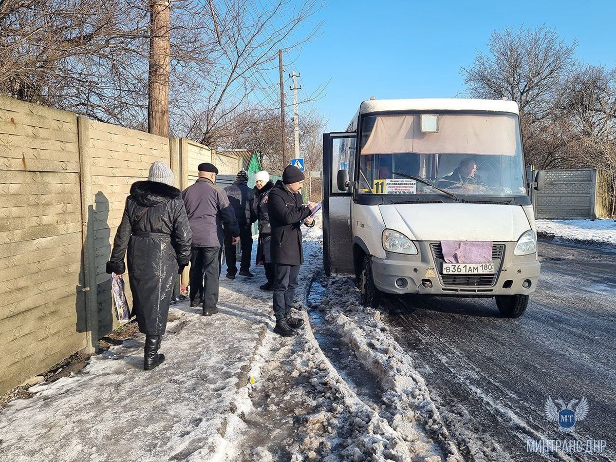 По обращениям граждан в социальных сетях сотрудники Минтранса оперативно выехали в Макеевку для изучения ситуации