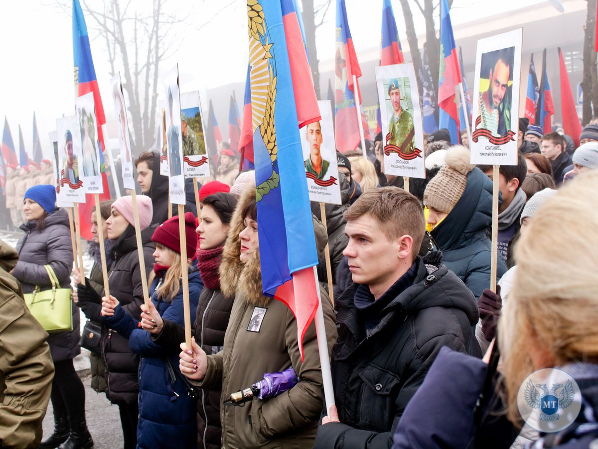 Заместитель министра транспорта ДНР Александр Сало принял участие в митинге, посвященном пятой годовщине освобождения Дебальцево