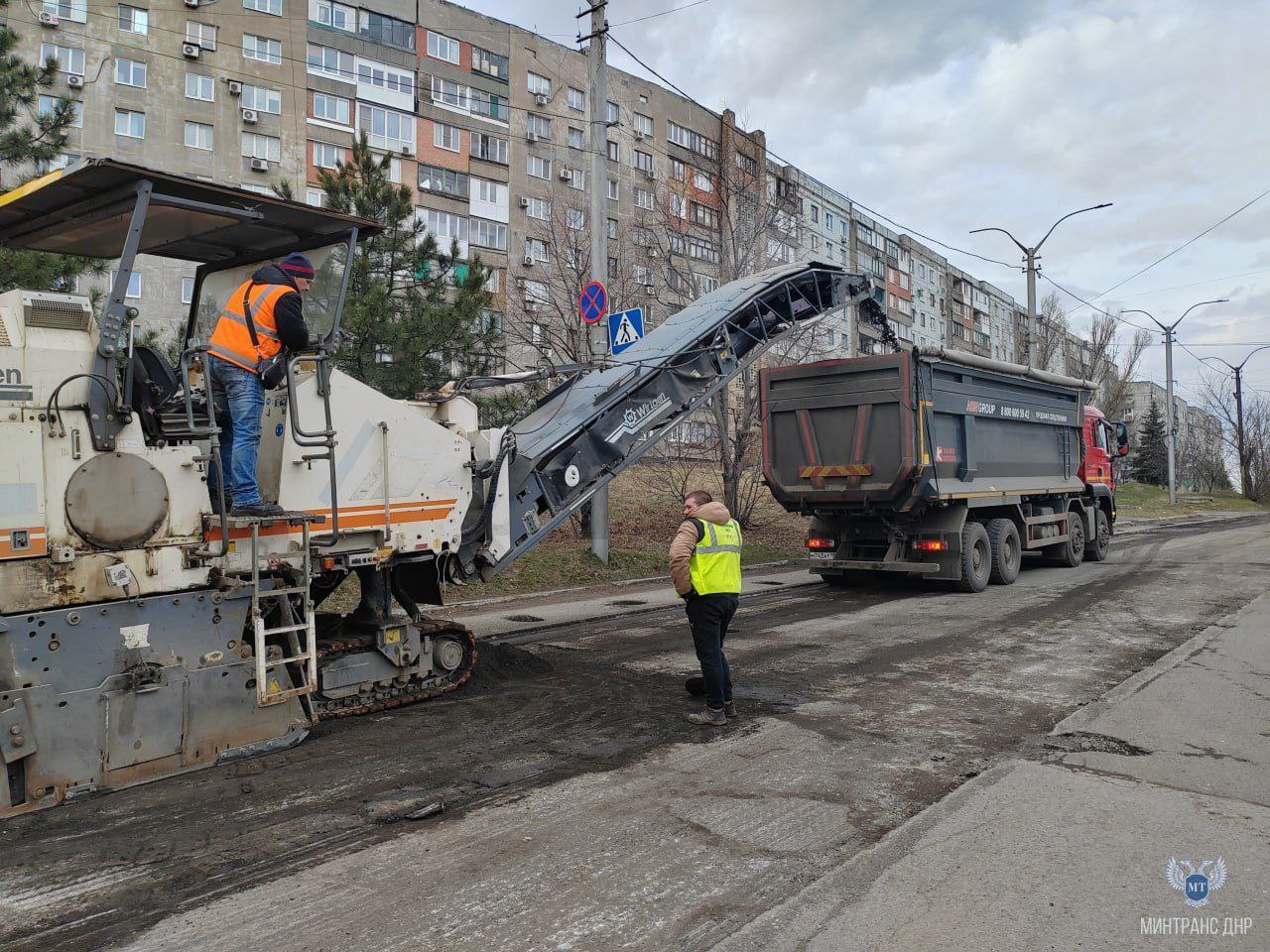 В Макеевке приступили к восстановлению улично-дорожной сети