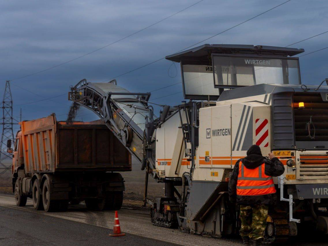 Минтранс ДНР: в 2024 году продолжится масштабный ремонт дорог региона 