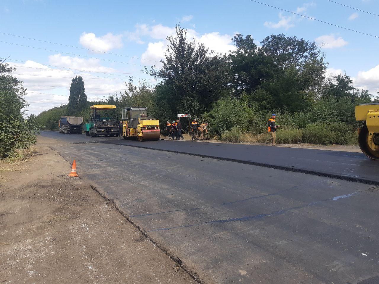 В городах ДНР с начала года уже восстановлено порядка 150 км муниципальных дорог