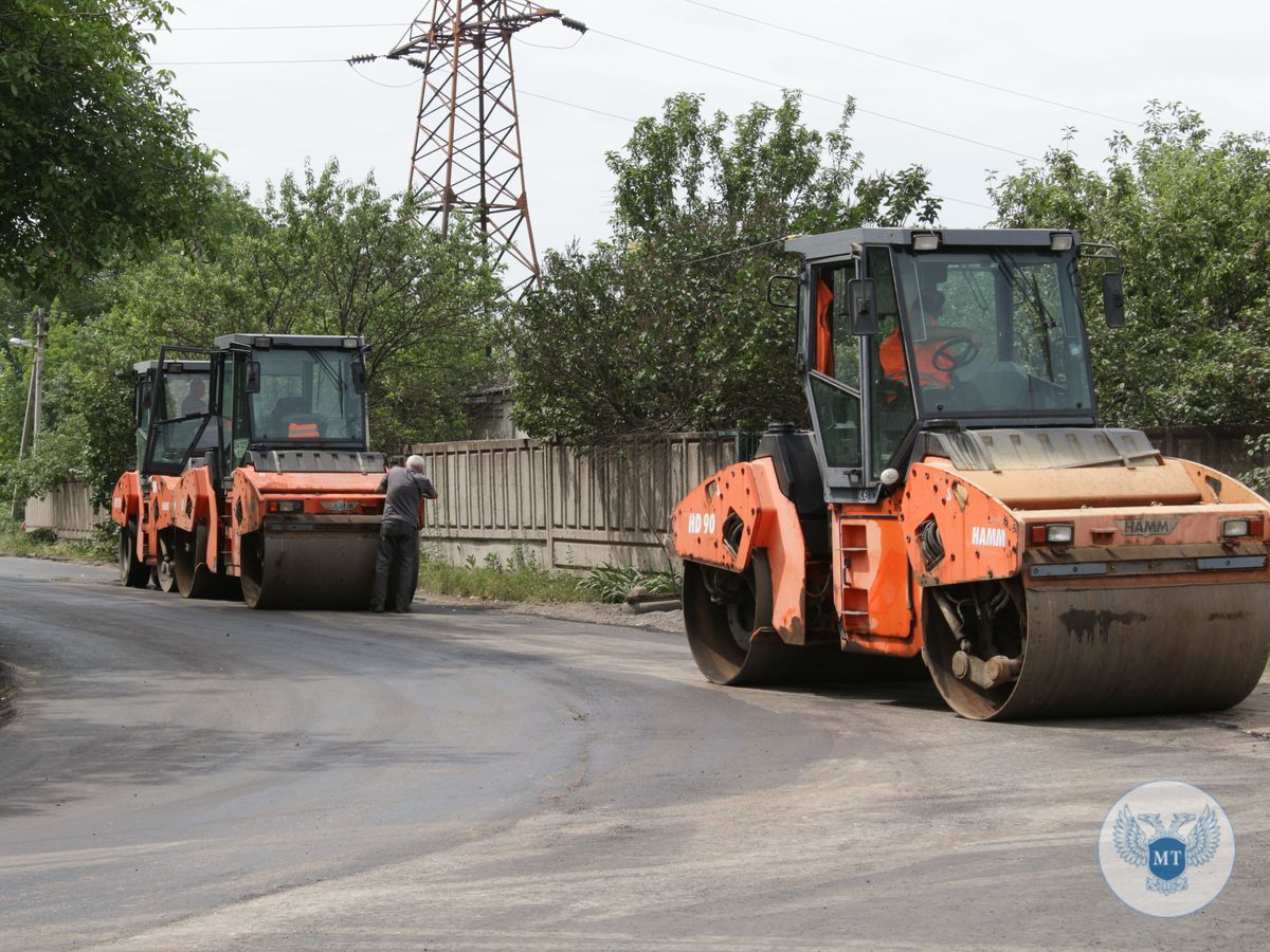 Минтранс продолжает ремонт дорог Ясиноватского района в рамках мероприятий, утвержденных Правительством ДНР на 2021 год