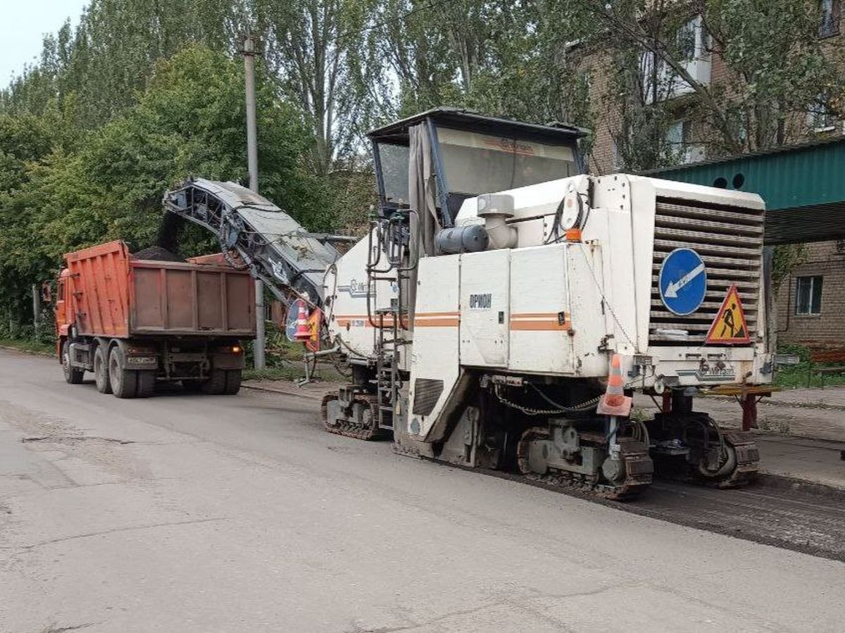 Продолжается ремонт дорог в Горловке