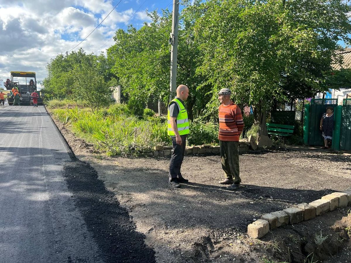 Нижегородская область планирует в текущем году восстановить в Зугрэсе более 11 км сети муниципальных дорог