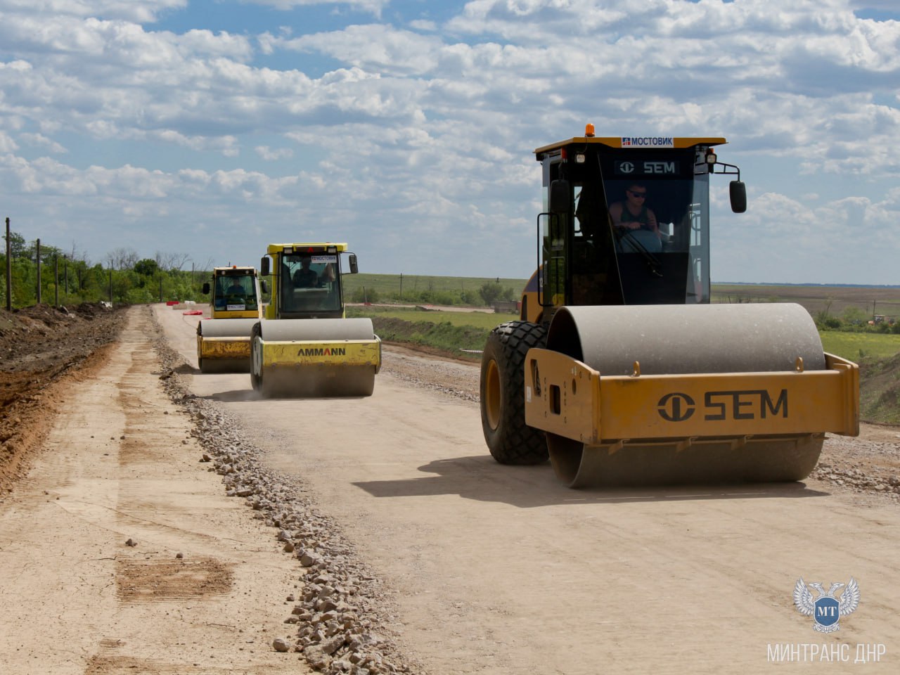 В 2024 году будет восстановлено более 30 км автомобильной дороги на участке от Докучаевска до Старобешево