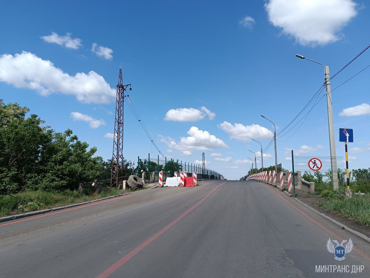 Благодаря шефской помощи Ямала в Волновахе продолжается восстановление важных дорожно-транспортных объектов