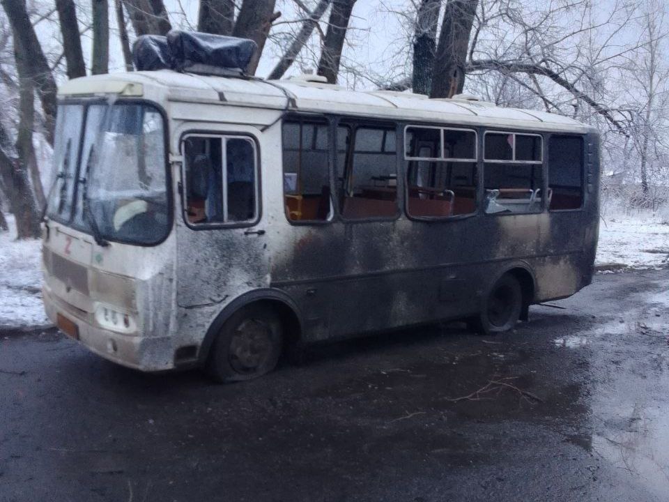 Очередная атака БПЛА ВФУ пассажирского автобуса в Горловке унесла жизнь его водителя