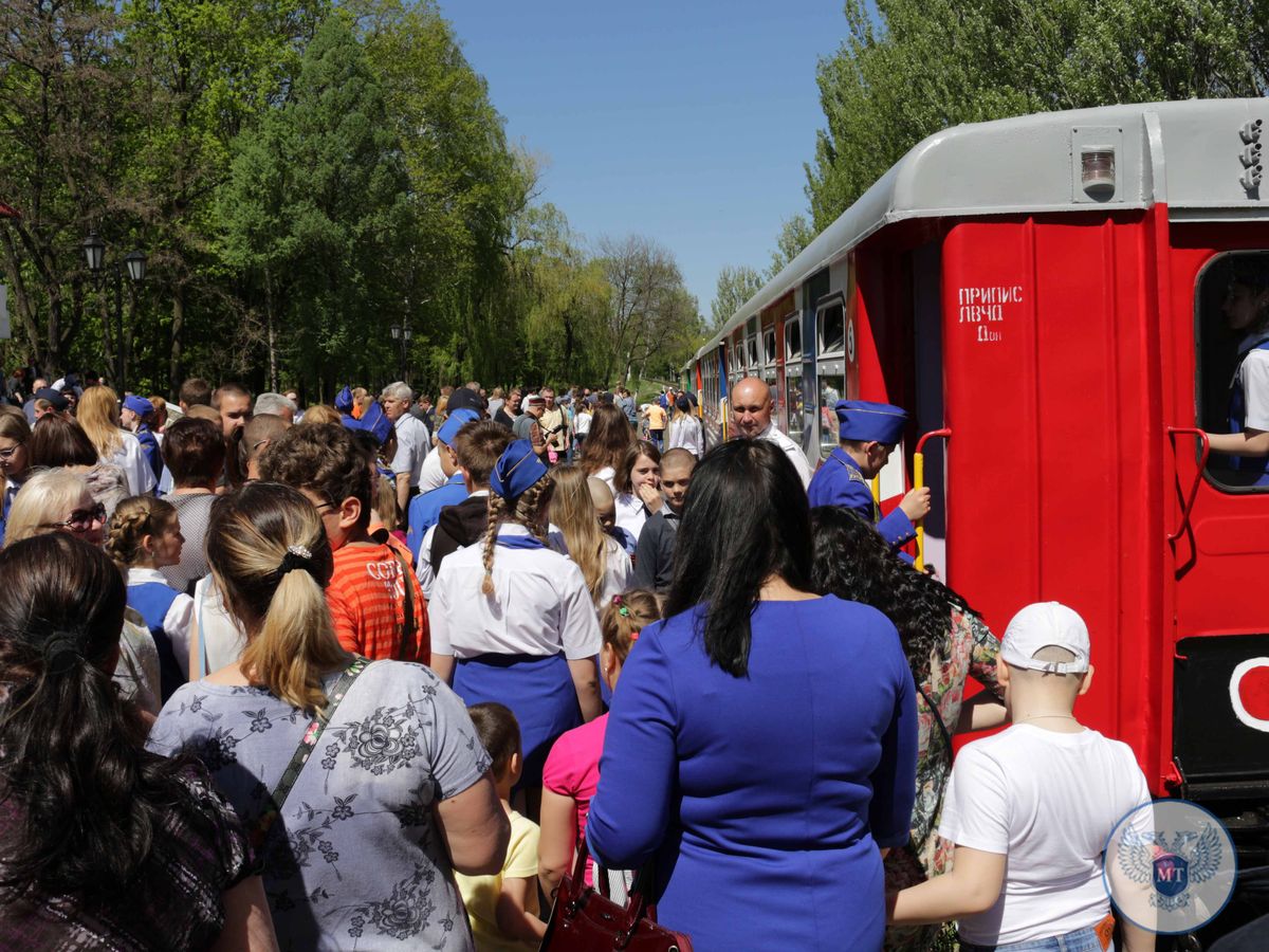 Детская железная дорога открыла новый сезон (фоторепортаж)