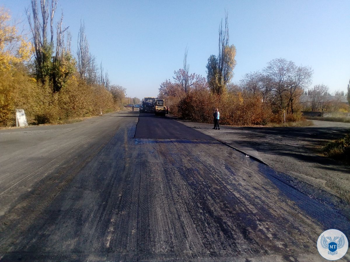 Восстановление участков автодороги, проходящей по территории города Тореза, Минтранс планирует завершить к концу текущей недели