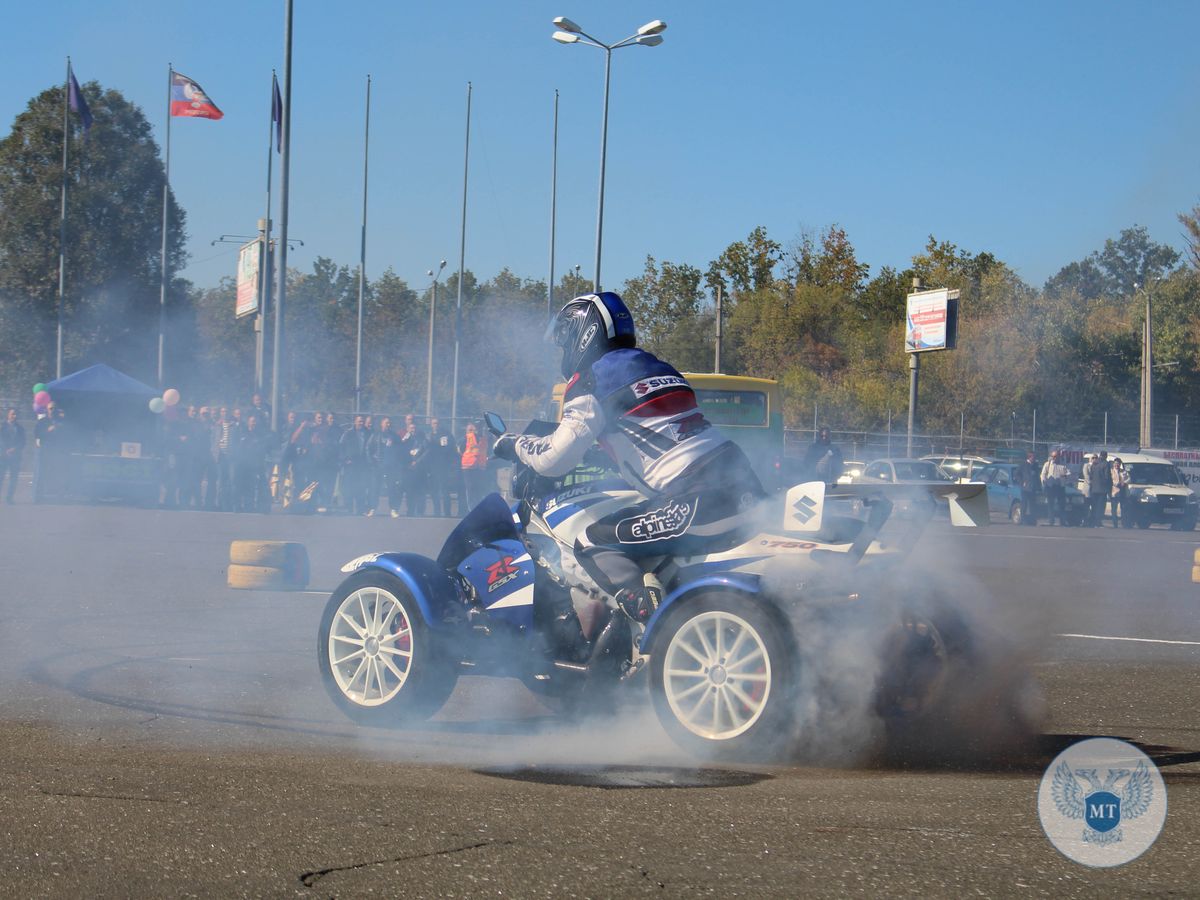 Победителем IV Республиканского конкурса «Лучший водитель автобуса-2018» стал водитель Енакиевского АТП Олег Винокуров