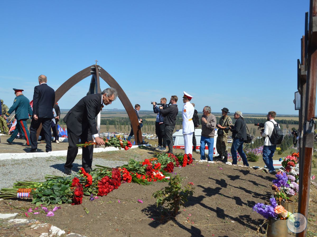 Дмитрий Подлипанов принял участие в праздничных мероприятиях в честь Дня освобождения Донбасса на Саур-Могиле (фоторепортаж)