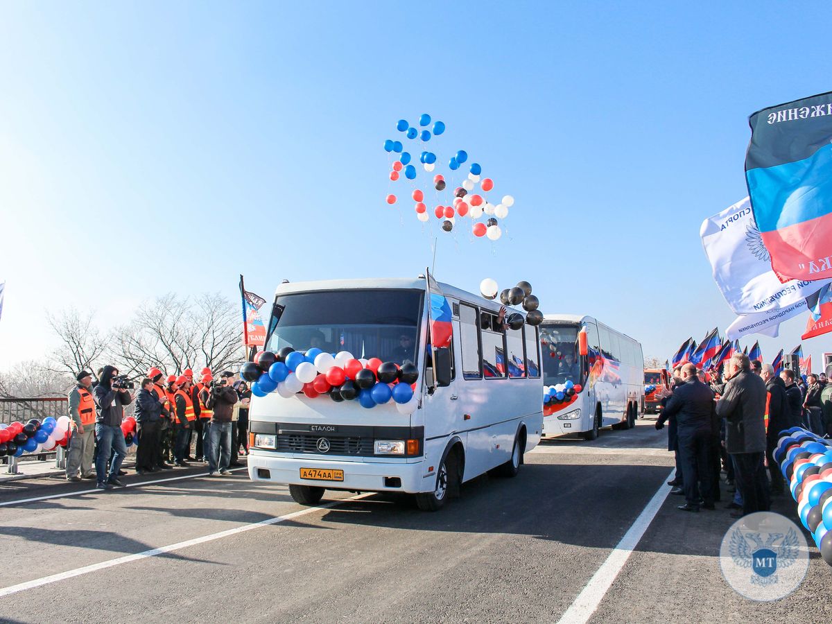 Движение вперед! Денис Пушилин открыл восстановленный путепровод на автодороге государственного значения (ФОТОРЕПОРТАЖ)