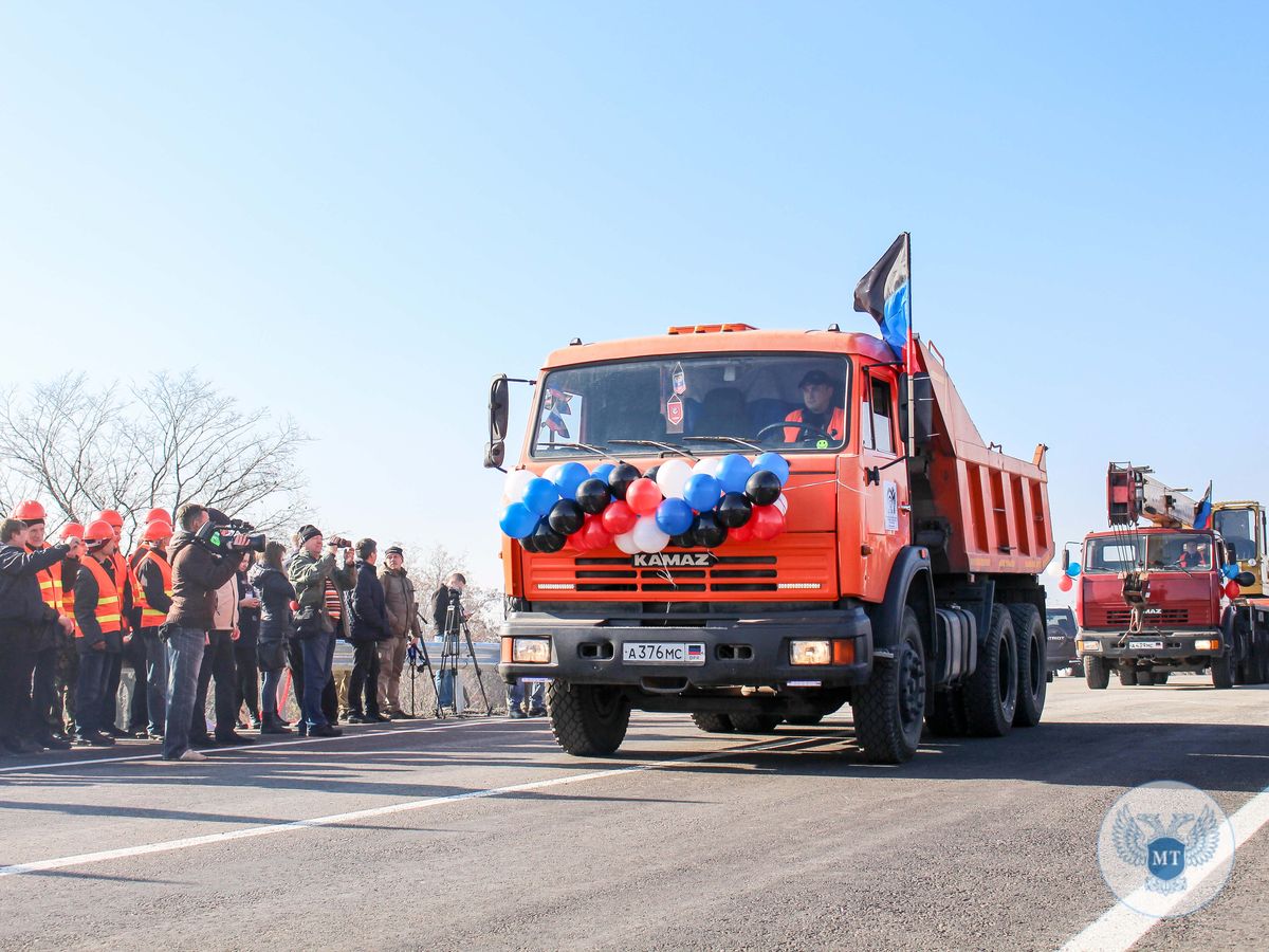 Движение вперед! Денис Пушилин открыл восстановленный путепровод на автодороге государственного значения (ФОТОРЕПОРТАЖ)