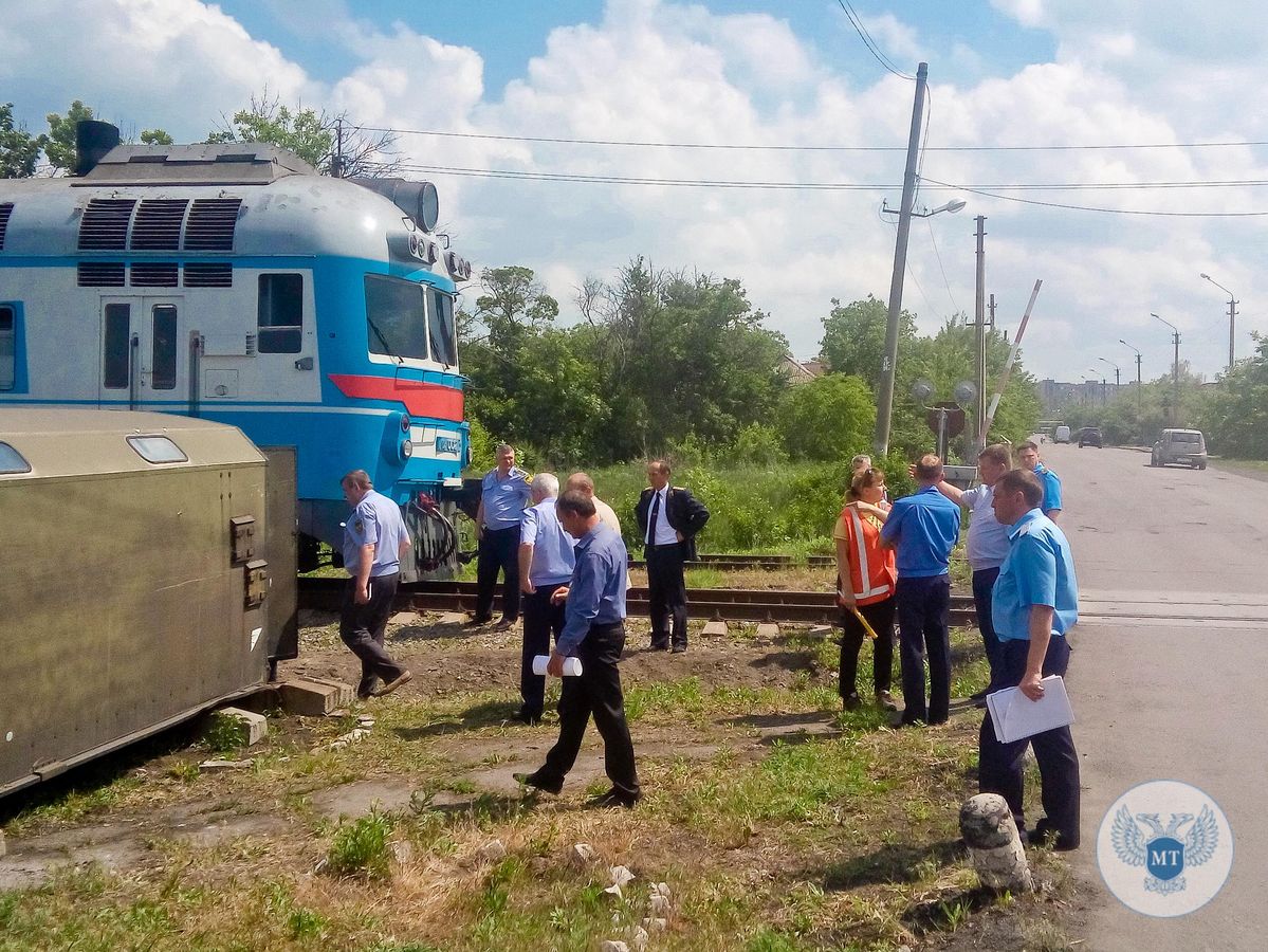 Специалистами Минтранса совместно с руководством ГП «ДЖД» начаты мероприятия по восстановлению ЖД переездов в Кировском