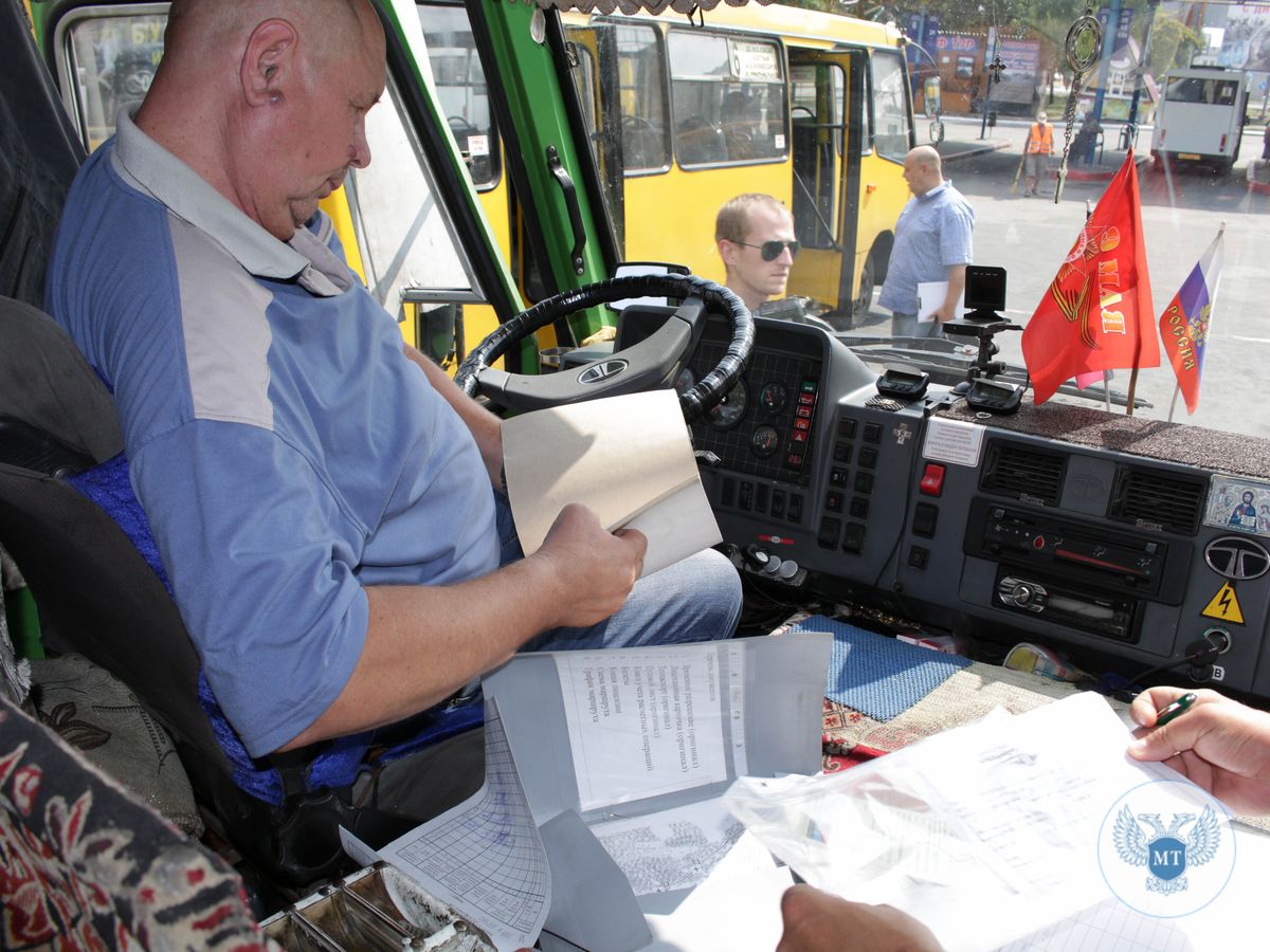 Операция «Чистый автобус»: сотрудники Минтранса проводят проверки на соответствие пассажирского транспорта санитарным нормам