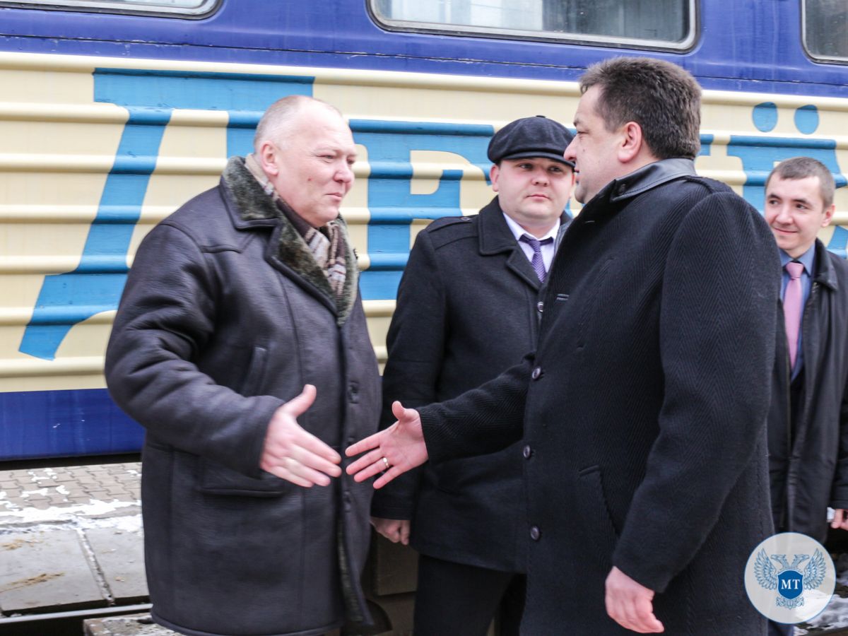 Первая за три года электричка прибыла сегодня в Дебальцево