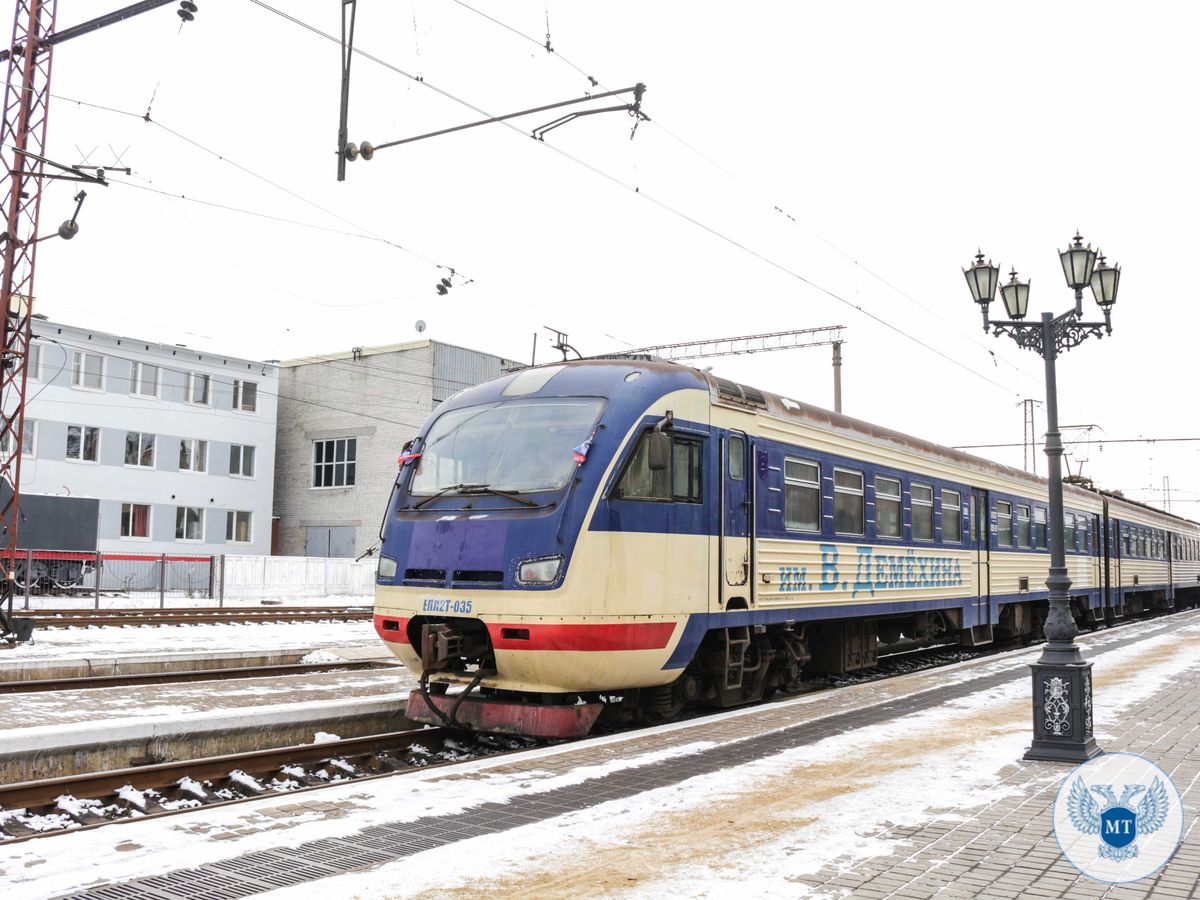 В связи с ремонтными работами временно отменяется движение некоторых пригородных поездов