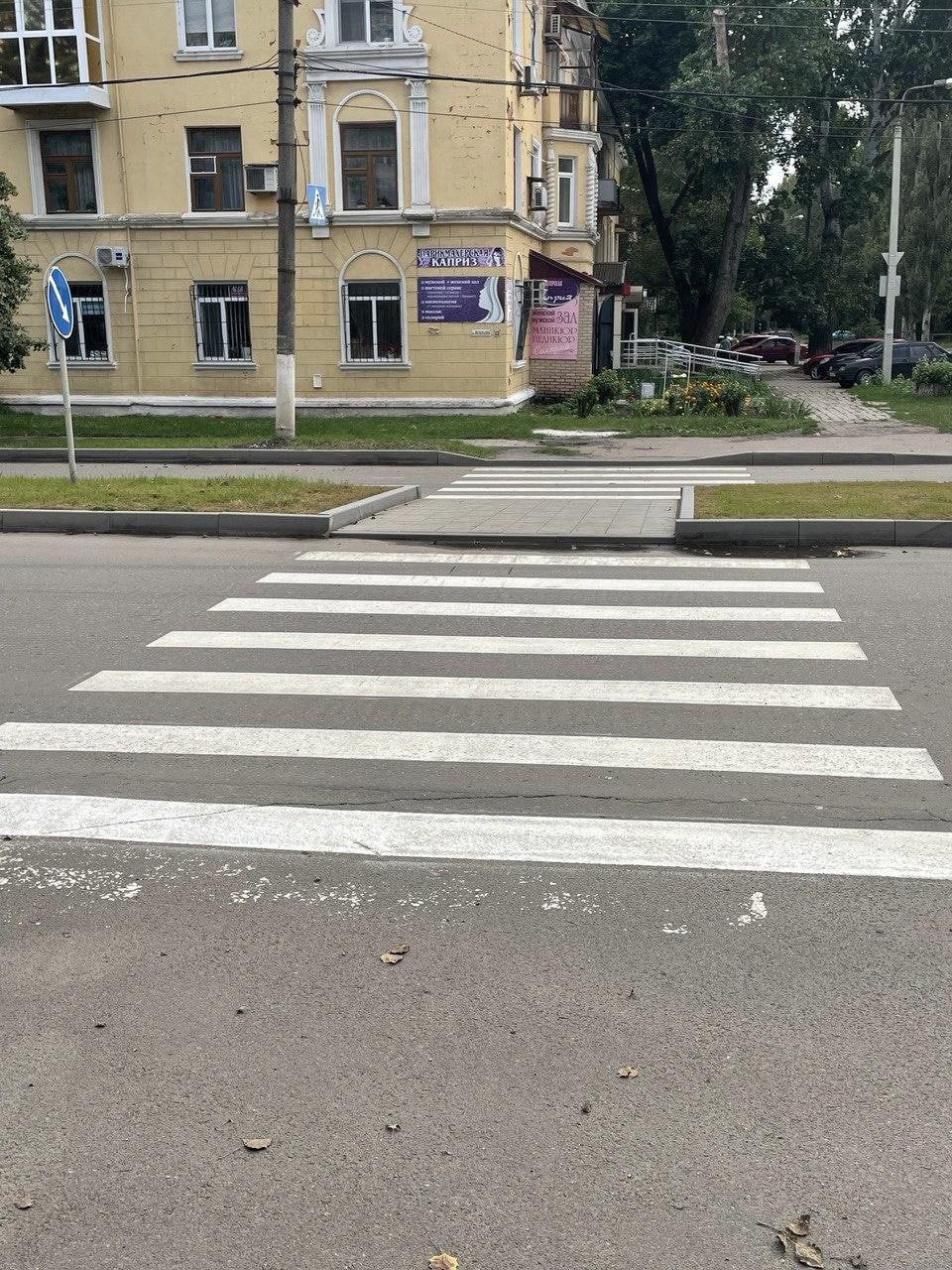 Нижегородские дорожники начали наносить разметку у школ Харцызска