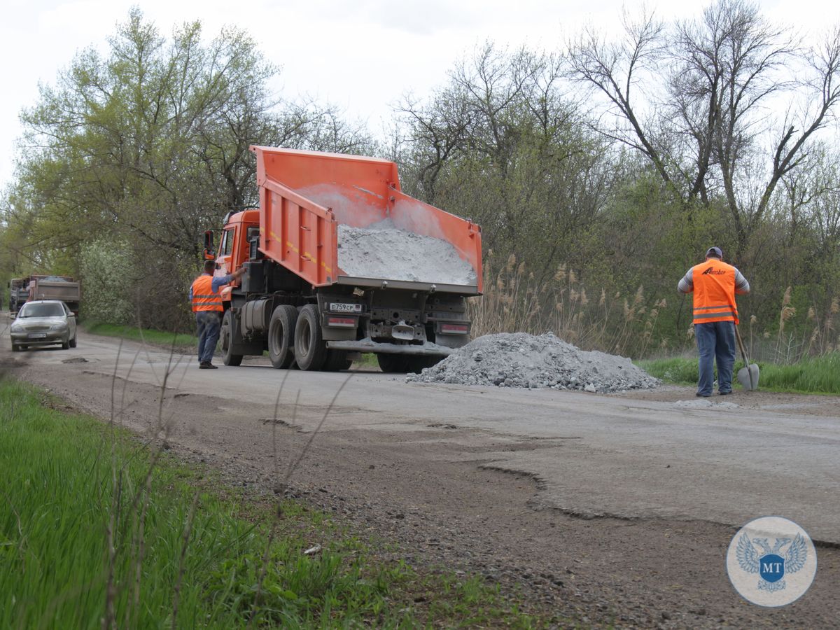 Продолжаются работы по аварийному восстановлению дорог на освобожденных территориях Республики