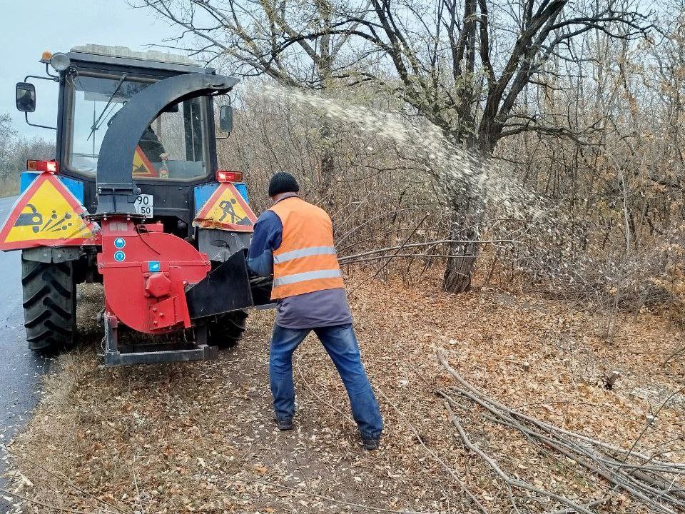 За минувшую неделю под контролем ГКУ «Служба автомобильных дорог Донбасса» выполнены мероприятия по содержанию автодорог