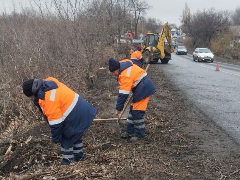 За минувшую неделю под контролем ГКУ «Служба автомобильных дорог Донбасса» выполнены мероприятия по содержанию автодорог