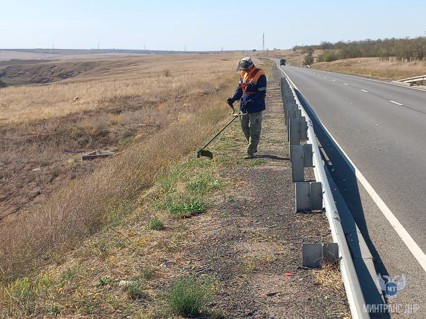 В «Службе автомобильных дорог Донбасса» рассказали о выполненных мероприятиях в рамках контракта по содержанию авто дорог ДНР