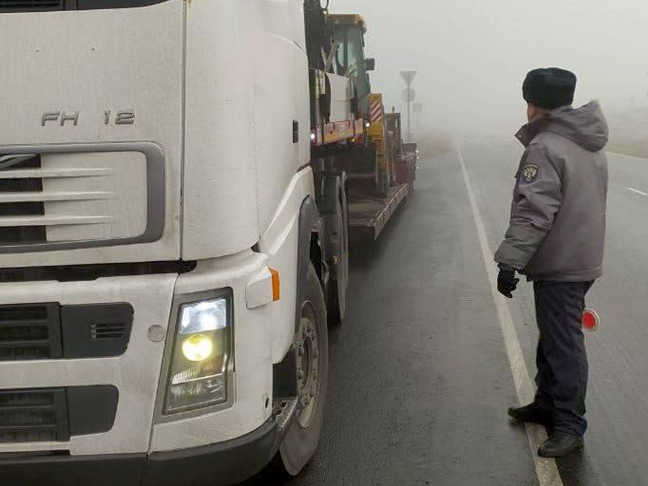 Сотрудниками Территориального отдела государственного автодорожного надзора по ДНР проведены контрольно-надзорные мероприятия