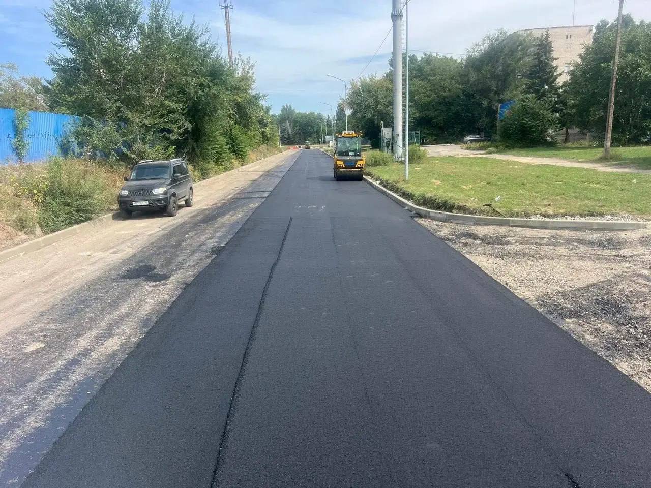 Ленобласть продолжает ремонт дорог в Енакиево 