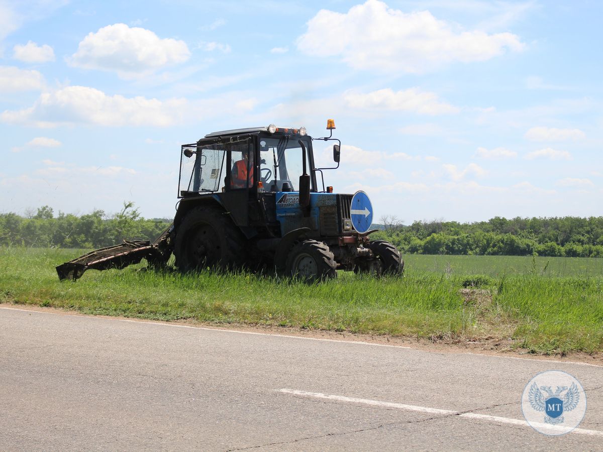 Специалисты ГУП ДНР «Автодор» за неделю отремонтировали более 1000 кв. м республиканских автодорог 